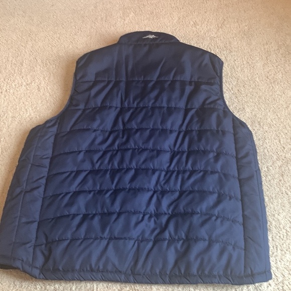 Men’s Pacific Trail Vest - Picture 2 of 5